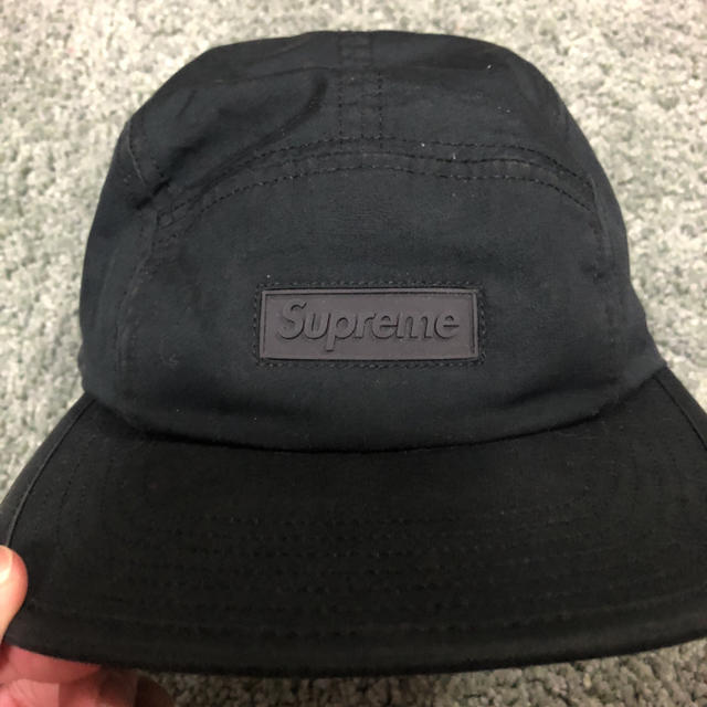 Supreme(シュプリーム)のsupreme キャップ　ブラック　黒 メンズの帽子(キャップ)の商品写真