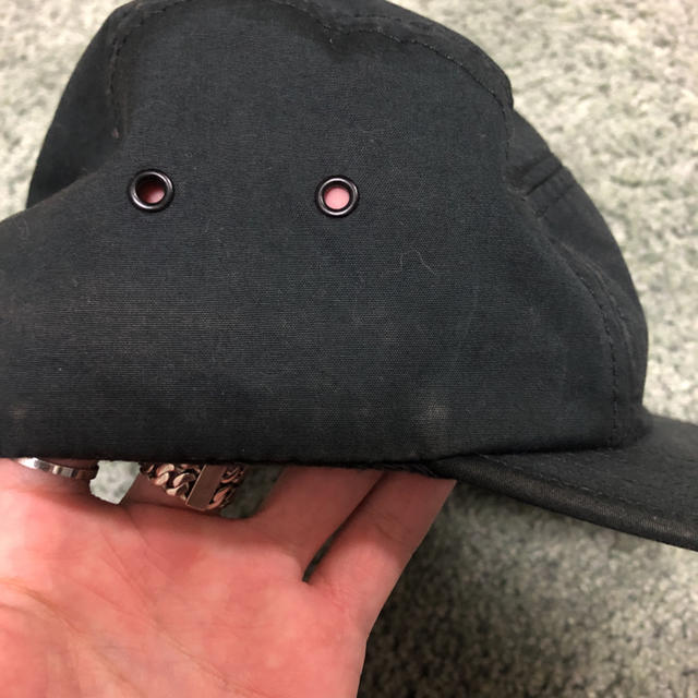 Supreme(シュプリーム)のsupreme キャップ　ブラック　黒 メンズの帽子(キャップ)の商品写真