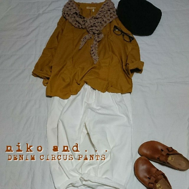 niko and...(ニコアンド)のニコアンド niko and... シンプルゆったりデニムサーカスパンツ レディースのパンツ(デニム/ジーンズ)の商品写真