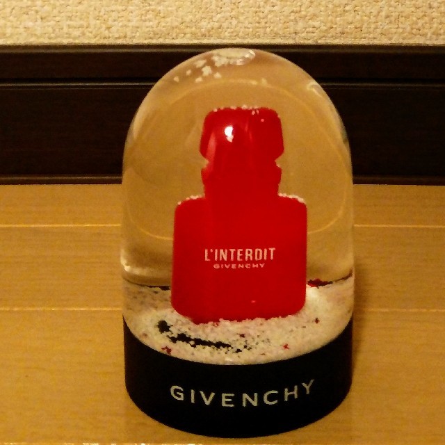 GIVENCHY(ジバンシィ)のジバンシィ非売品ランティルディースノードーム インテリア/住まい/日用品のインテリア小物(置物)の商品写真