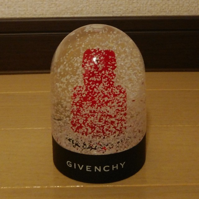 GIVENCHY(ジバンシィ)のジバンシィ非売品ランティルディースノードーム インテリア/住まい/日用品のインテリア小物(置物)の商品写真