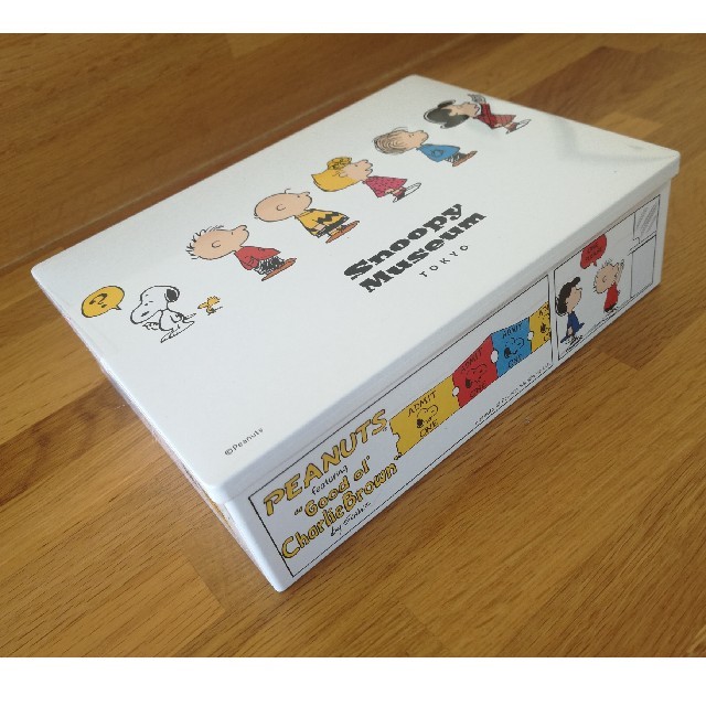 SNOOPY(スヌーピー)のスヌーピーミュージアム　アソートクッキー 食品/飲料/酒の食品(菓子/デザート)の商品写真