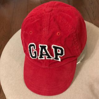 ギャップキッズ(GAP Kids)のGAP kids 赤コーデュロイ帽子　54-56CM(帽子)