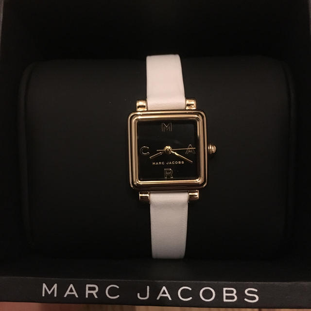 MARC JACOBS(マークジェイコブス)の新品未使用 マークジェイコブス 腕時計  レディースのファッション小物(腕時計)の商品写真