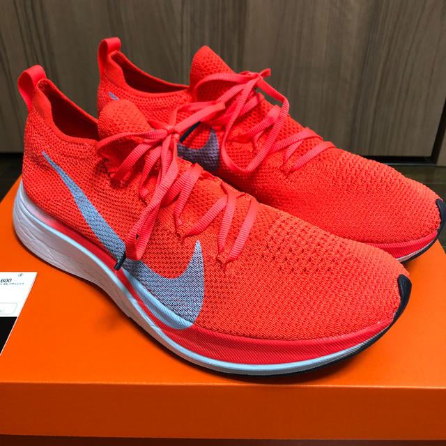 靴/シューズNIKE VAPORFLY 4% FLYKNIT 26.5cm