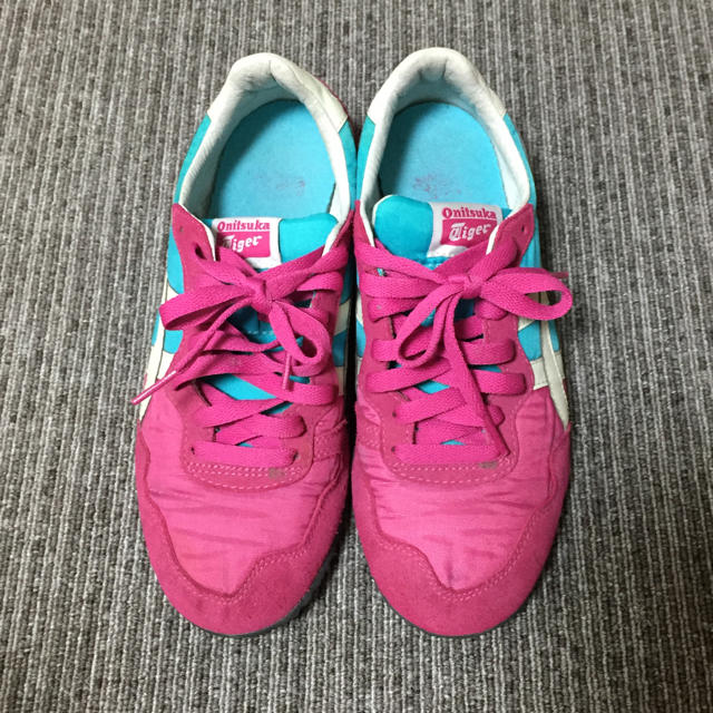 Onitsuka Tiger(オニツカタイガー)の最終値下げ！オニツカタイガー スニーカー♡ レディースの靴/シューズ(スニーカー)の商品写真