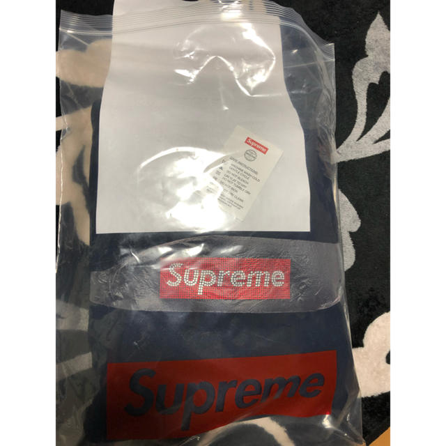 驚きの価格 Supreme - supreme swarovski box logo hooded パーカー