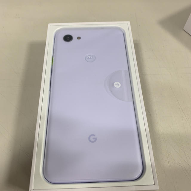 Softbank(ソフトバンク)のSIMロック解除済みpixel3a パープル スマホ/家電/カメラのスマートフォン/携帯電話(スマートフォン本体)の商品写真