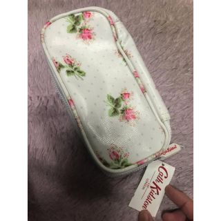 キャスキッドソン(Cath Kidston)のCath Kidston 花柄ポーチ(ポーチ)