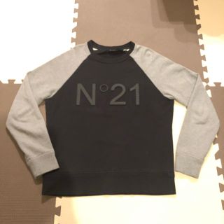 ヌメロヴェントゥーノ(N°21)の【N°21】ヌメロヴェントゥーノ トレーナー(スウェット)