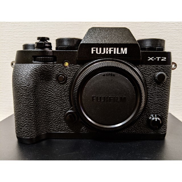 【ほぼ新品・おまけ付】富士フイルム（FUJIFILM）のX-T2、ボディ