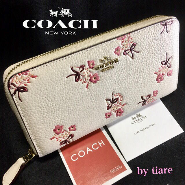 COACH(コーチ)の正月も発送❤️新品コーチ正規品ラウンドファスナー長財布 レディースのファッション小物(財布)の商品写真