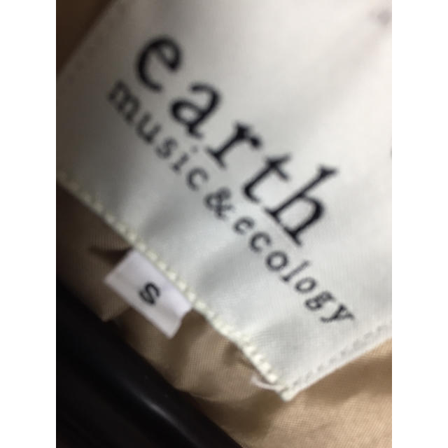 earth music & ecology(アースミュージックアンドエコロジー)の美品！アース コート レディースのジャケット/アウター(ロングコート)の商品写真