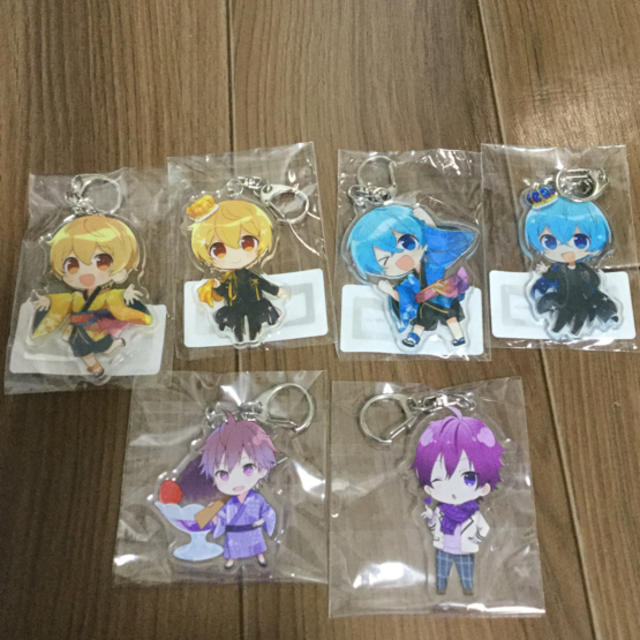 すとぷりアクキー6個セット売りの通販 by Rin★メロすとぷりグッズ販売｜ラクマ