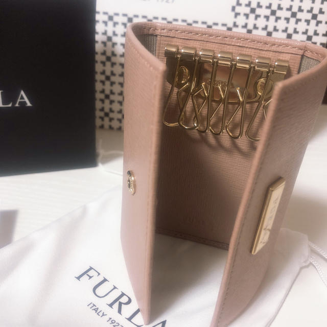 Furla(フルラ)の【最終値下げ】FURLA キーケース  新品未使用 6連 レディースのファッション小物(キーケース)の商品写真