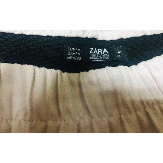 ZARA(ザラ)のひざ丈プリーツスカート  ピンクベージュ レディースのスカート(ひざ丈スカート)の商品写真