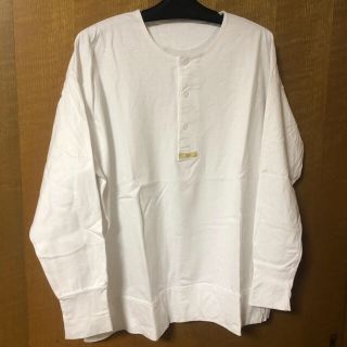 コモリ(COMOLI)のgourmet jeans ヘンリーネック　セット(Tシャツ/カットソー(七分/長袖))