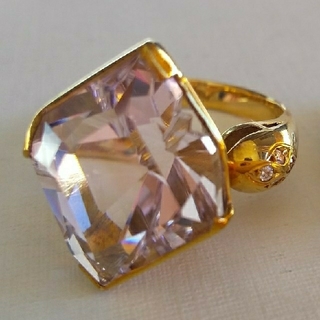 ムーンシュタイナー 巨大 クンツァイト ダイヤモンド K18 一点物 リング(リング(指輪))
