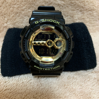ジーショック(G-SHOCK)のG-SHOCK GD-100GB 黒金　Gショック(腕時計(デジタル))
