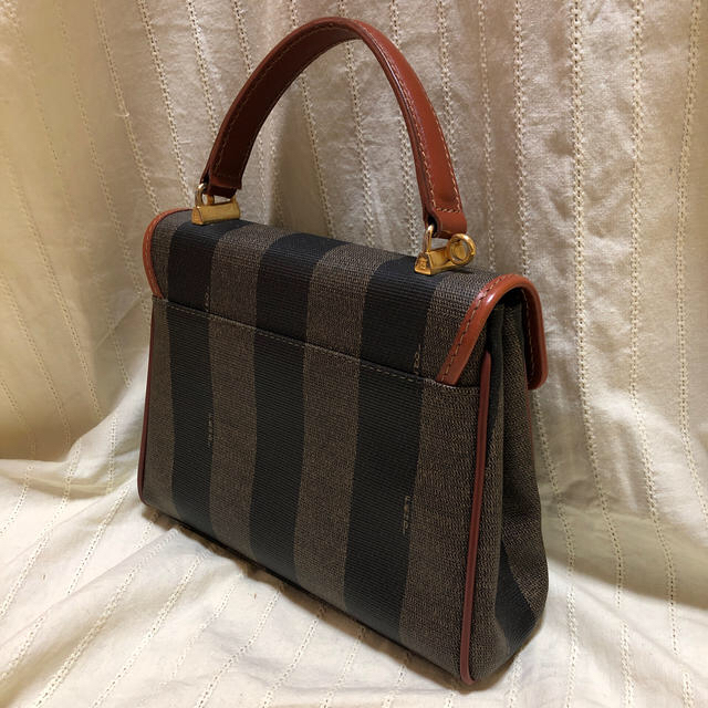 FENDI フェンディ ペカン柄 ショルダー2wayバッグ FENDI フェンディ ペカン柄 ショルダー2wayバッグ