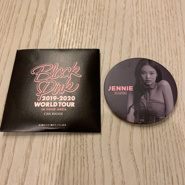 BLACKPINK JENNIE 缶バッチ チケットの音楽(K-POP/アジア)の商品写真