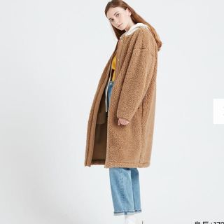 ユニクロ(UNIQLO)のユニクロ　ボアフリース　ノーカラーコート　XL ベージュ(ロングコート)