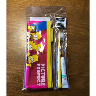 シンプソン(SIMPSON)の【新品未使用】シンプソンズ THE SIMPSONS 歯ブラシポーチセット(歯ブラシ/歯みがき用品)