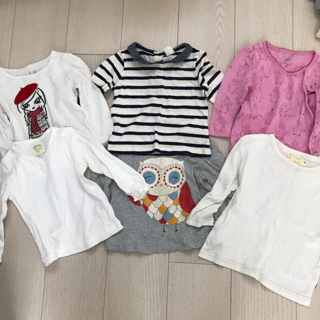 babyGAP(ベビーギャップ)の女の子 長袖　6枚セット キッズ/ベビー/マタニティのベビー服(~85cm)(Ｔシャツ)の商品写真