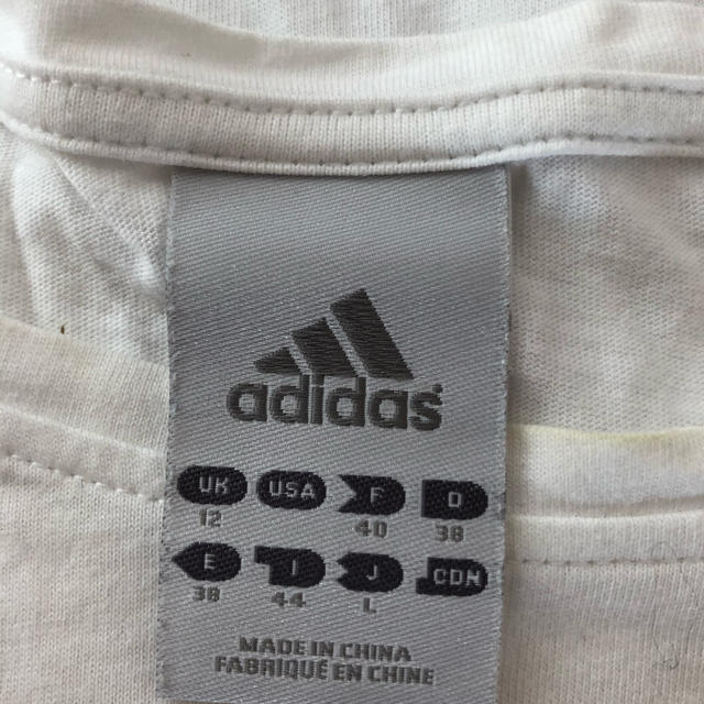 adidas(アディダス)のレディーススポーツＴシャツ レディースのトップス(Tシャツ(半袖/袖なし))の商品写真