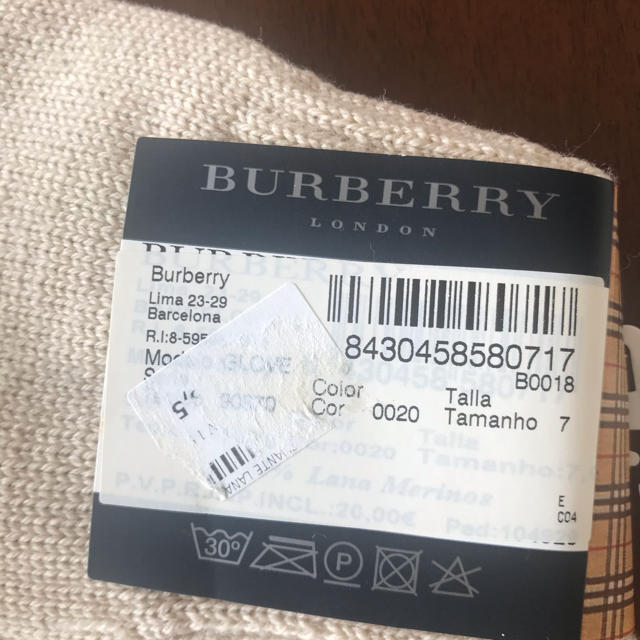 BURBERRY(バーバリー)のmomo様専用✳︎レディース  バーバリー手袋 レディースのファッション小物(手袋)の商品写真