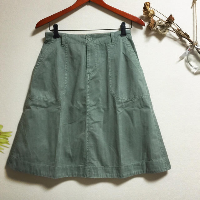 STUDIO CLIP(スタディオクリップ)のカーキのAラインスカート レディースのスカート(ひざ丈スカート)の商品写真