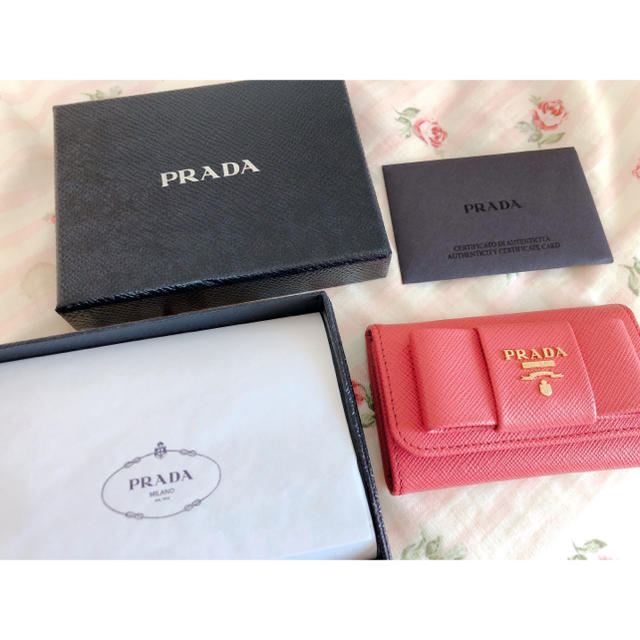 PRADA リボンキーケースのサムネイル