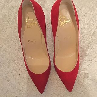 クリスチャンルブタン(Christian Louboutin)のルブタン スエードパンプス赤 レッド‼︎(ハイヒール/パンプス)