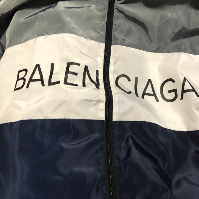 BALENCIAGAナイロンジャケット