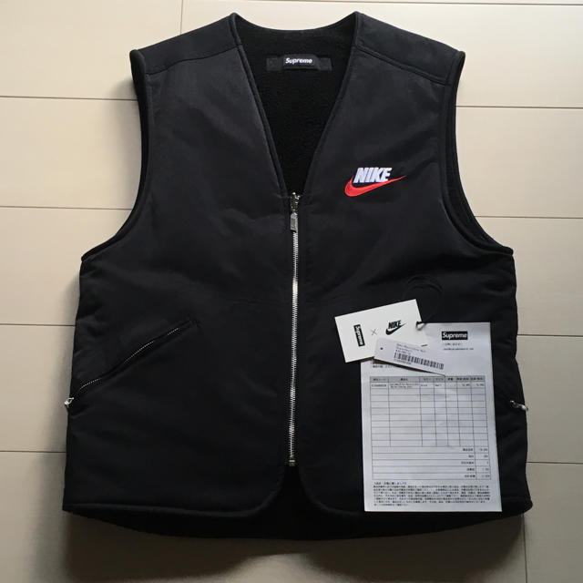 Supreme(シュプリーム)の 正規品 supreme nike vest リバーシブルベスト Sサイズ メンズのトップス(ベスト)の商品写真