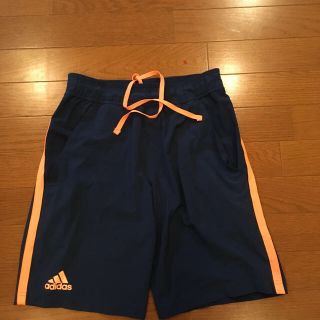 アディダス(adidas)のadidas テニスウェア　ショーツ　Sサイズ(ウェア)