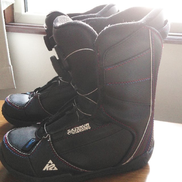 K2(ケーツー)のキッズK2スノボ　ブーツ23センチ スポーツ/アウトドアのスノーボード(ブーツ)の商品写真