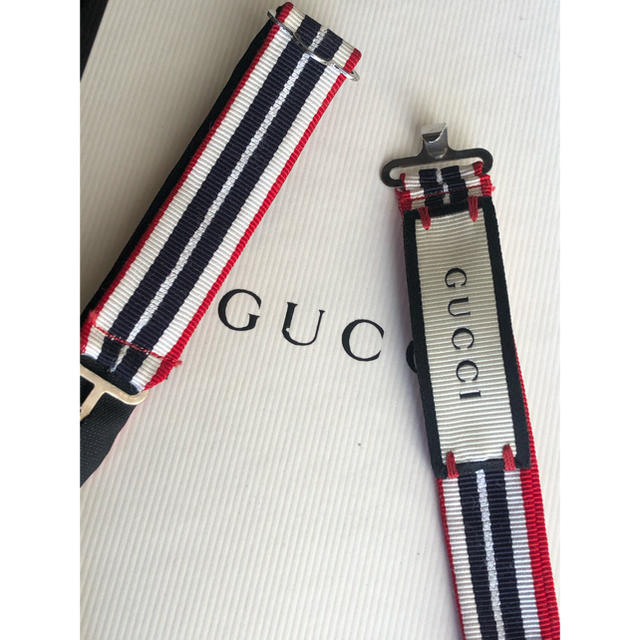 Gucci キャットヘッド付きボウタイ GUCCIの通販 by ｍｍ0124's shop｜グッチならラクマ - グッチ グログラン ストライプ柄ネクタイ 限定品特価