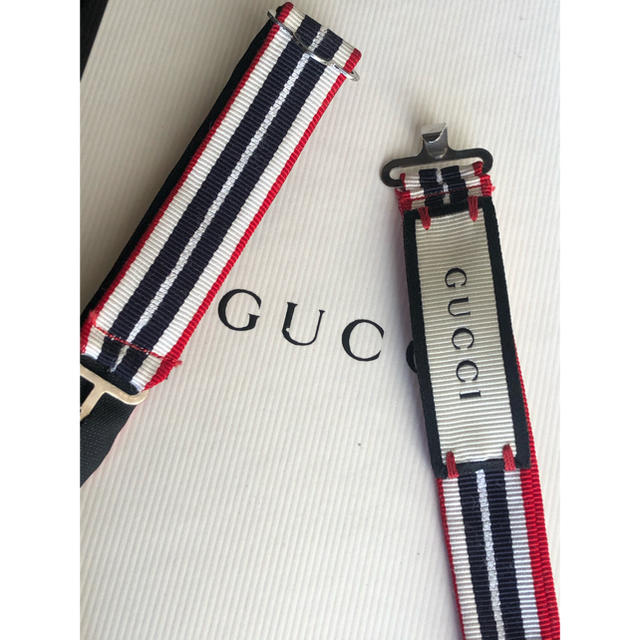 Gucci(グッチ)のグッチ グログラン ストライプ柄ネクタイ　キャットヘッド付きボウタイ　GUCCI メンズのファッション小物(ネクタイ)の商品写真