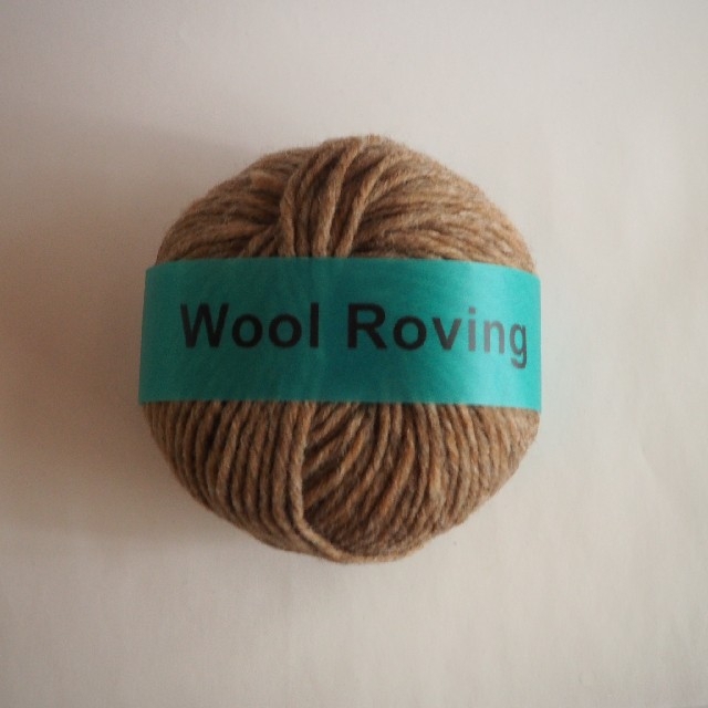 DARUMA Wool Roving （ダルマ ウールロービング毛糸）1玉+6g ハンドメイドの素材/材料(生地/糸)の商品写真