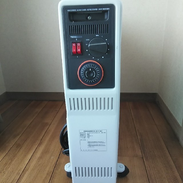 DeLonghi - ターミラックスオイルパネルヒーター RAD-16ELの通販 by HAPPY's shop｜デロンギならラクマ