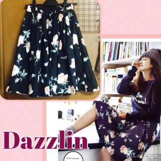 ダズリン(dazzlin)のdazzlinローズミディスカート(ひざ丈スカート)