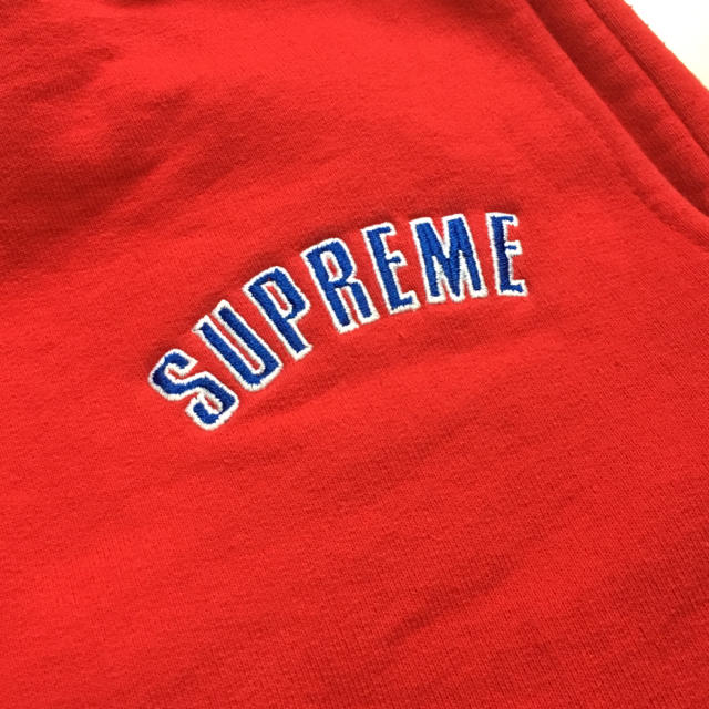 Supreme(シュプリーム)の希少 正規品 supreme Split Sweatpant スウェットパンツ メンズのパンツ(その他)の商品写真