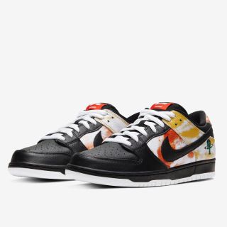 ナイキ(NIKE)のNIKE SB DUNK LOW RAYGUN 黒　26.5 国内正規品　新品(スニーカー)