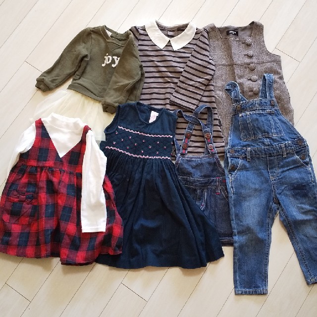 GAP(ギャップ)の90サイズ☆秋冬物7点セットGAPなど キッズ/ベビー/マタニティのキッズ服女の子用(90cm~)(ワンピース)の商品写真