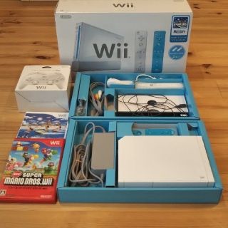 ウィー(Wii)のWii本体 セット (家庭用ゲーム機本体)