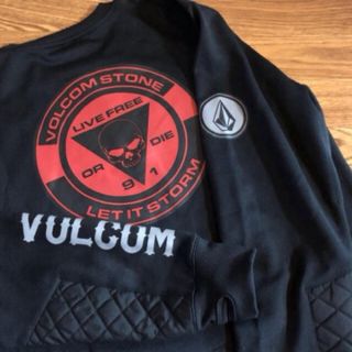 ボルコム(volcom)の送料込☆美品☆VOLCOM スノーボード用トレーナー　Sサイズ(日本)M  黒(ウエア/装備)