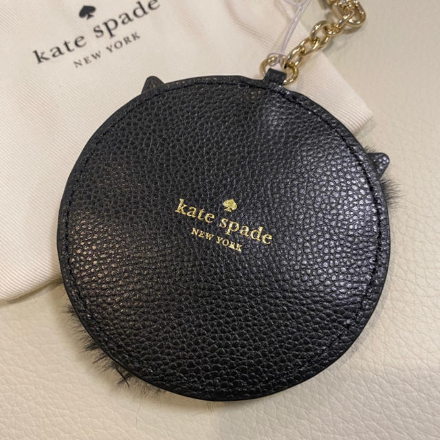 kate spade new york(ケイトスペードニューヨーク)のさくら様専用　ケイトスペード  ネコモチーフ　チャーム レディースのファッション小物(キーホルダー)の商品写真