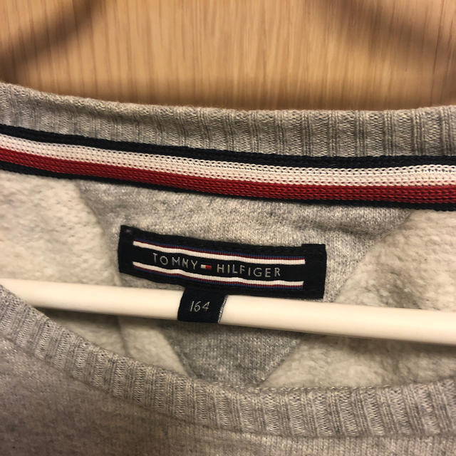 TOMMY HILFIGER(トミーヒルフィガー)のワンピース キッズ/ベビー/マタニティのキッズ服女の子用(90cm~)(ワンピース)の商品写真