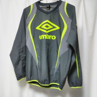 アンブロ(UMBRO)のPT長袖シャツ　Mサイズ(ウェア)